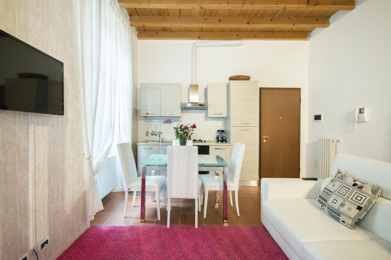 Soleluna Apartments - By Relais Di Giada Lake Como Buitenkant foto