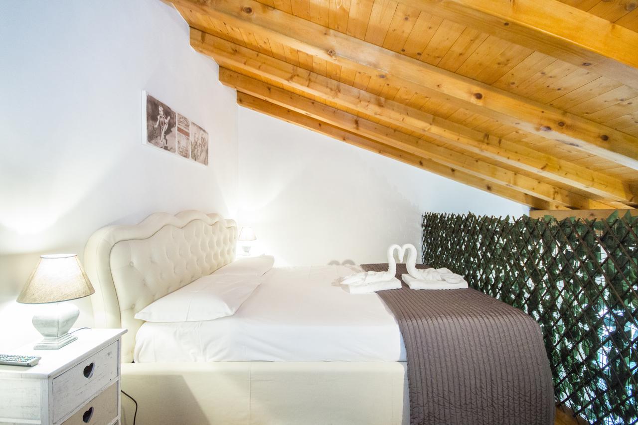 Soleluna Apartments - By Relais Di Giada Lake Como Buitenkant foto